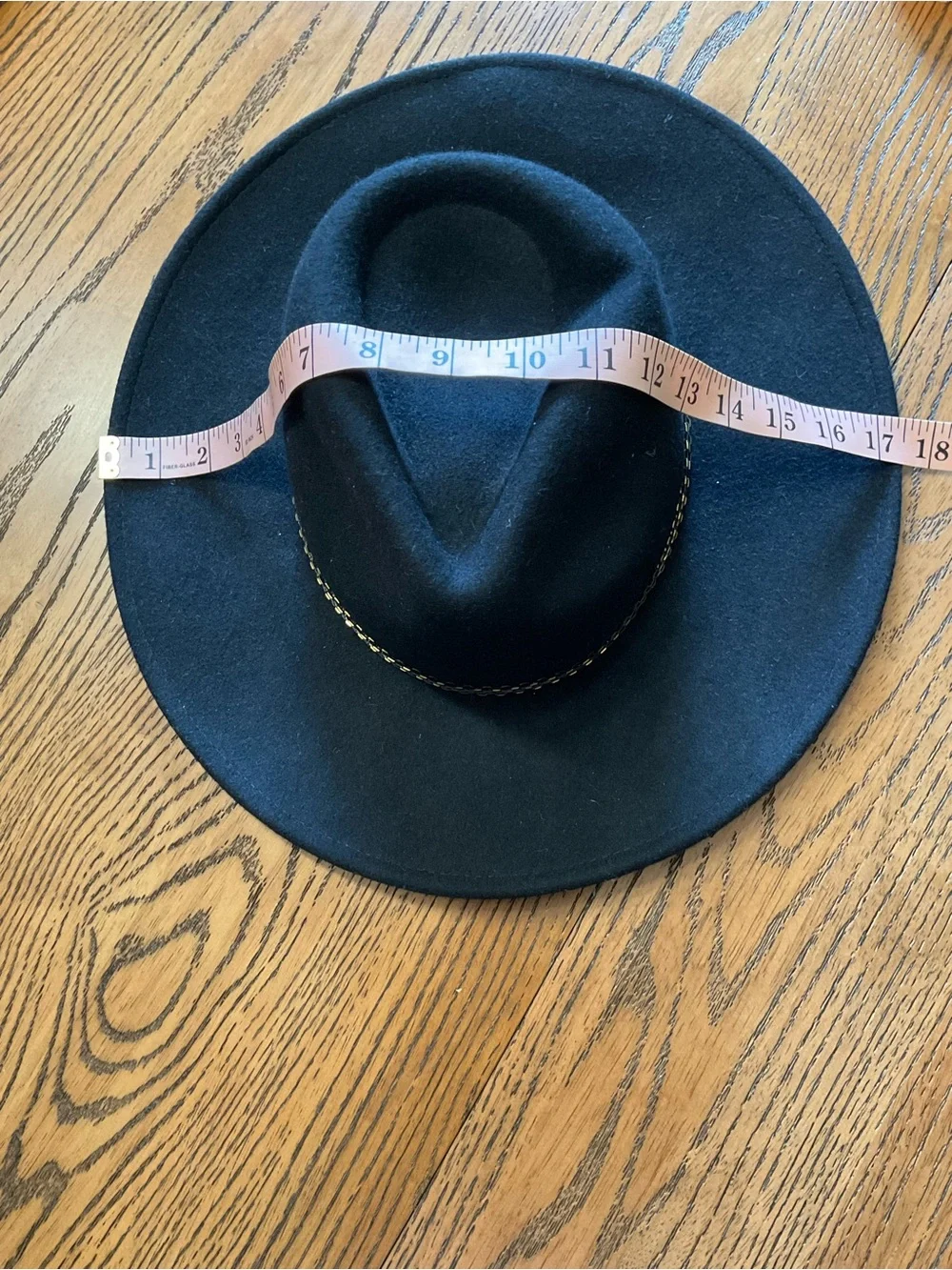 Zara Black Wide-Brim Wool with braided Gold Chain trim. Size OS